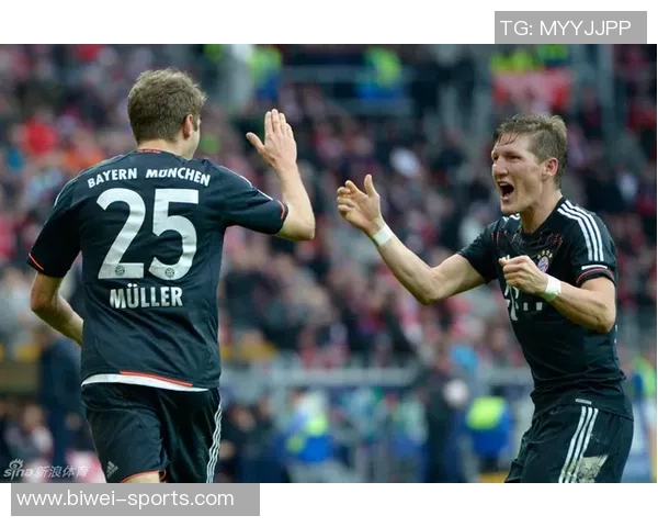 赫内斯盛赞穆勒聪明受欢迎认为其是拜仁未来高层的最佳人选 赫内斯盛赞穆勒聪明受欢迎认为其是拜仁未来高层的最佳人选